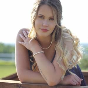 Meet your Posher, Krysten